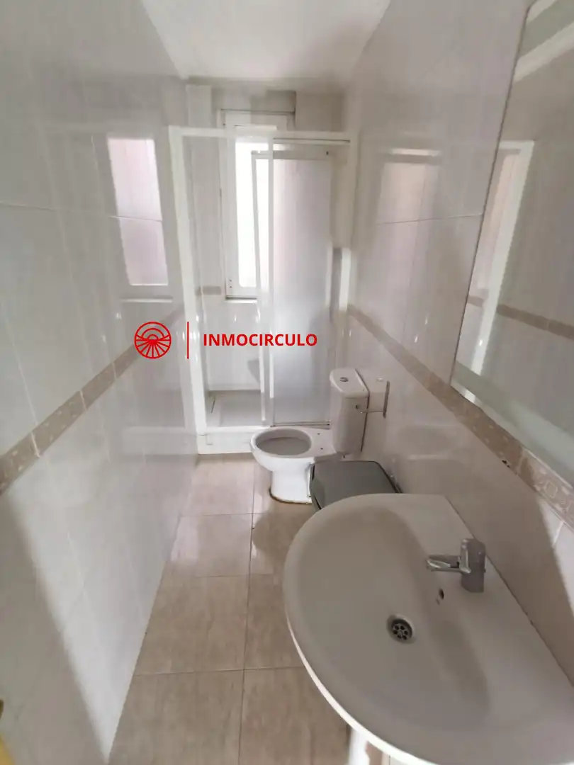Bathroom of Apartments for sale in Burgos  with Heating