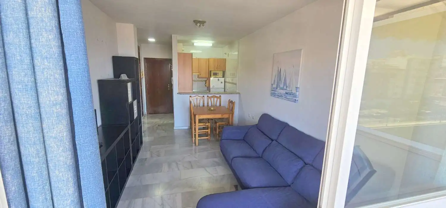 Wohnzimmer von Wohnungen zum Verkauf in Algarrobo mit Terrasse, Schwimmbad und Möbliert
