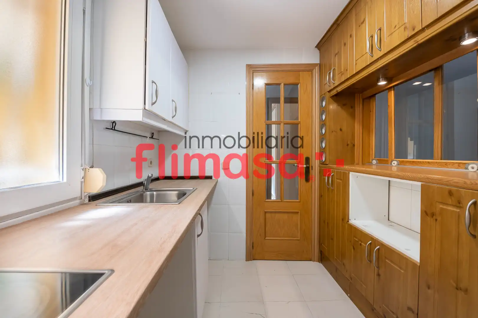 Cuina de Apartament en venda en Villaviciosa de Odón amb Aire condicionat, Terrassa i Piscina comunitària