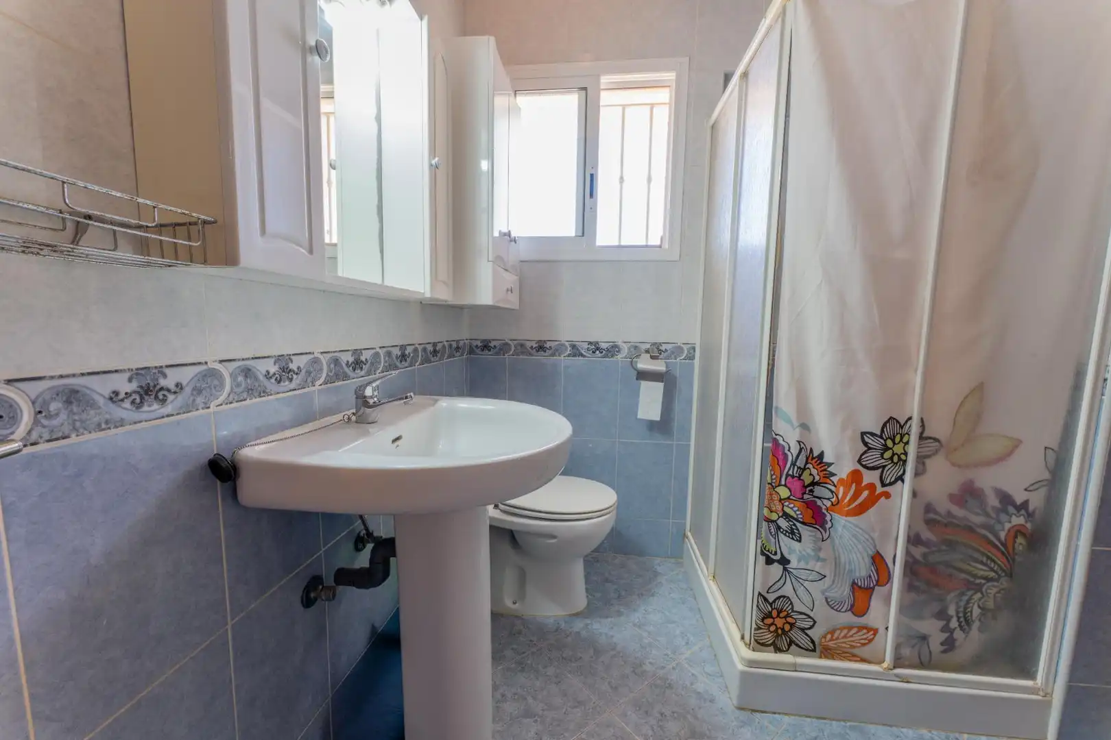 Baño de Casa o chalet en venta en Elche / Elx con Aire acondicionado, Terraza y Piscina