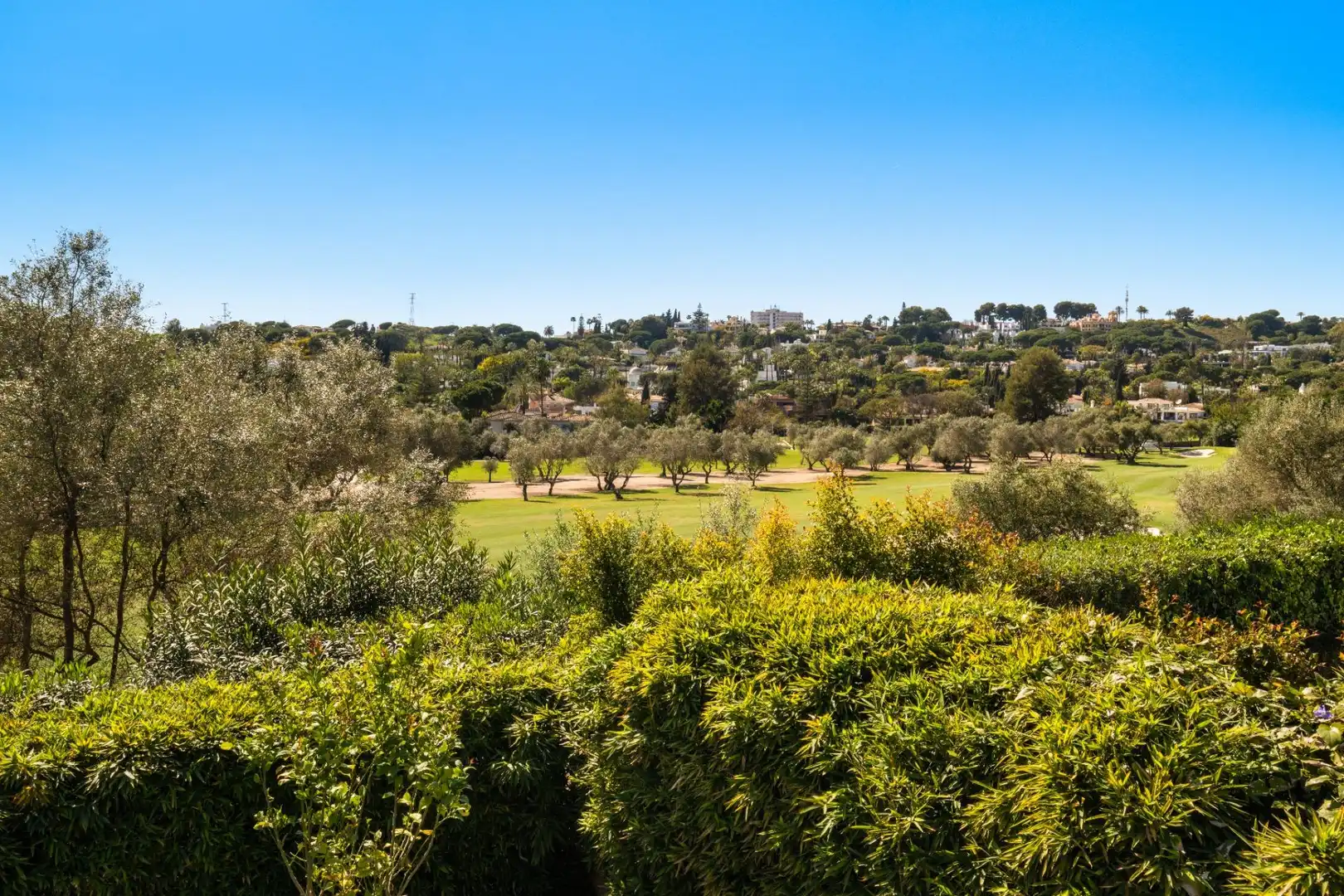 Villa mit Pool zum Verkauf in Nueva Andalucía, imagen 28