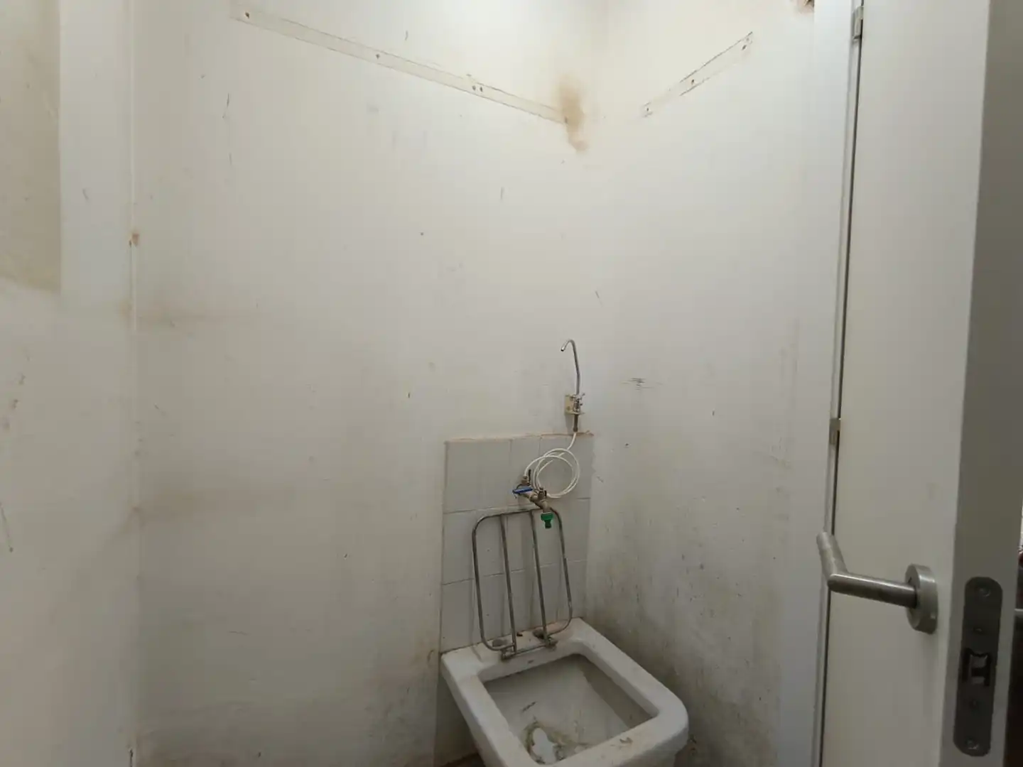 Badezimmer von Geschaftsraum zur Miete in Palamós