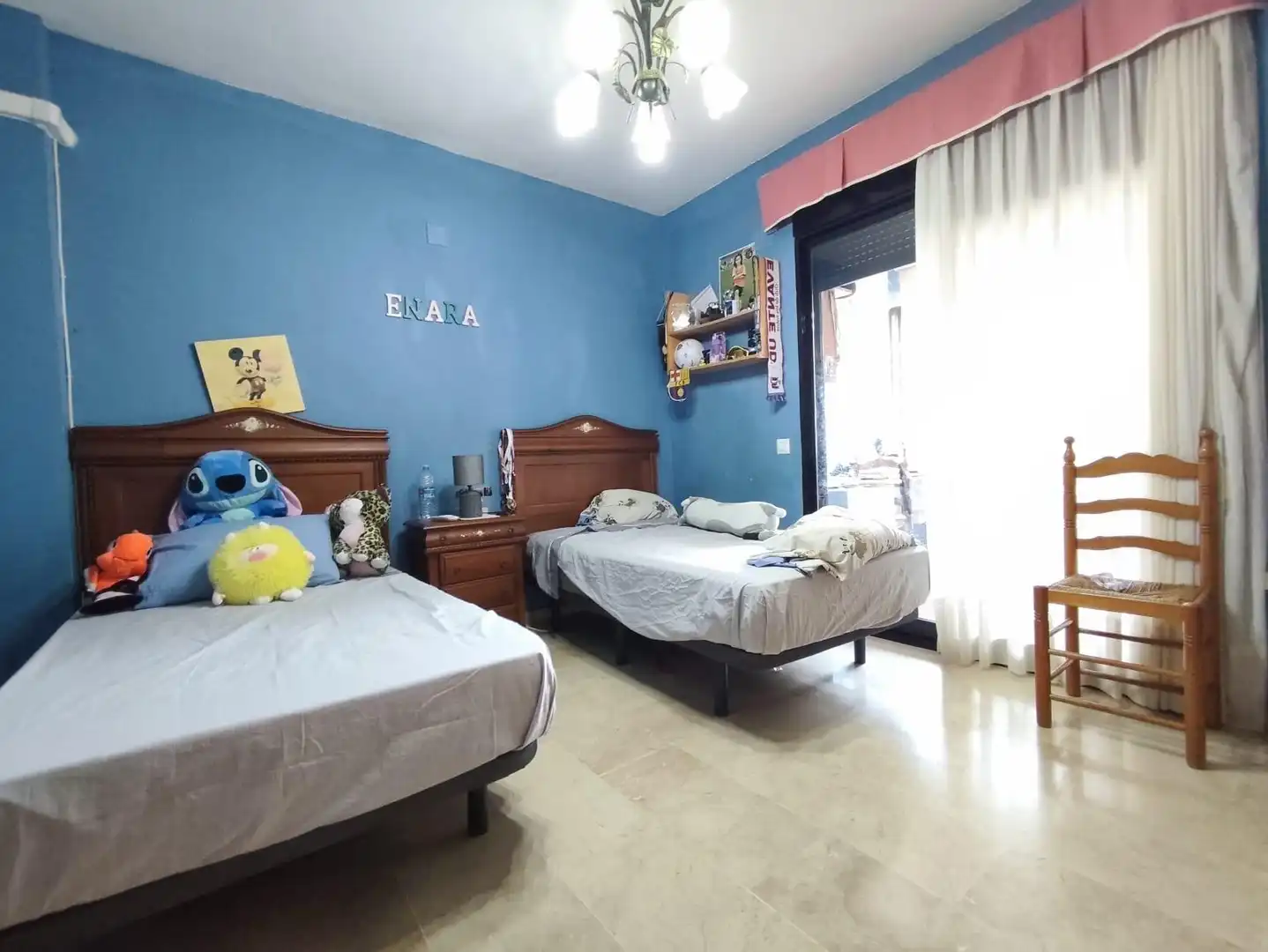 Dormitori de Casa adosada en venda en Torrent amb Aire condicionat, Jardí privat i Terrassa