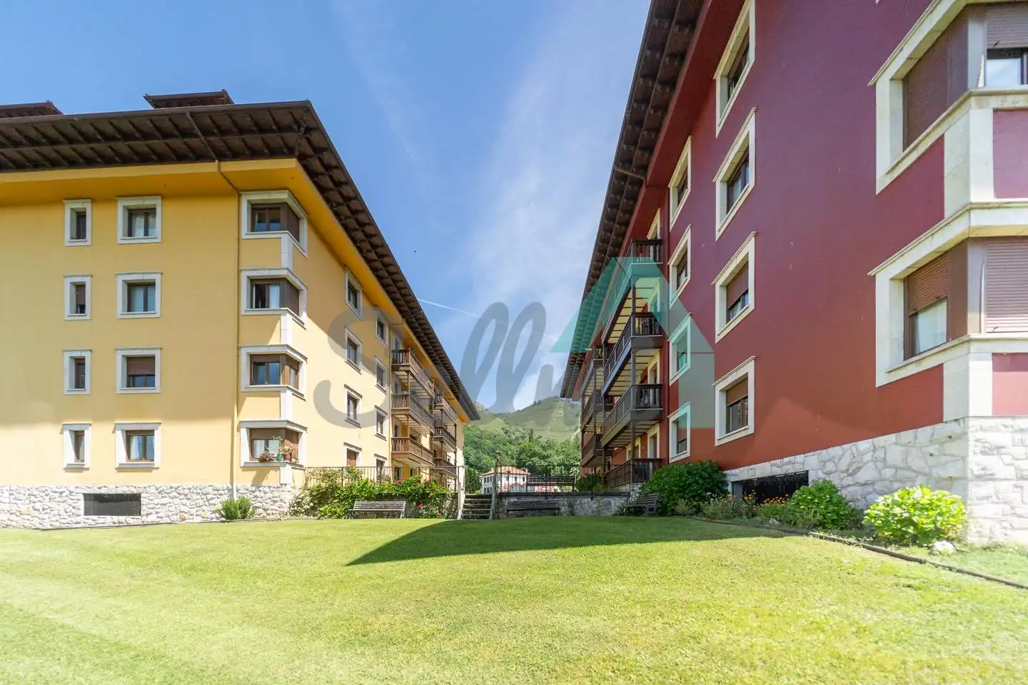 Exterior view of Flat for sale in Cangas de Onís  with Heating and Terrace