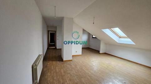 Photo 2 of Attic for sale in  San Lorenzo, 15, Val do Dubra, A Coruña