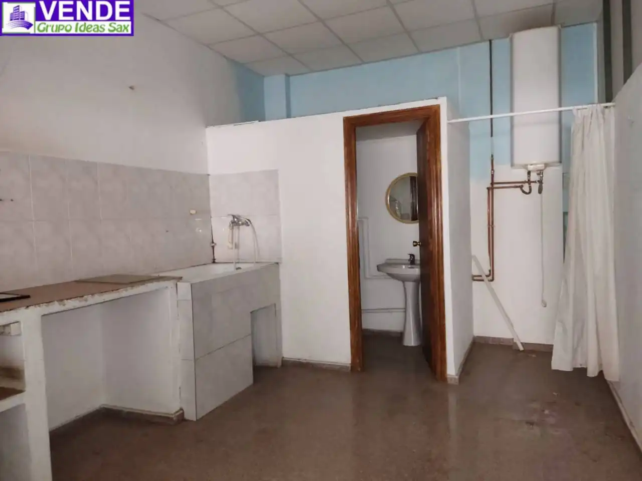 Business premises for sale in Pascual Carrión 2, imagen 4