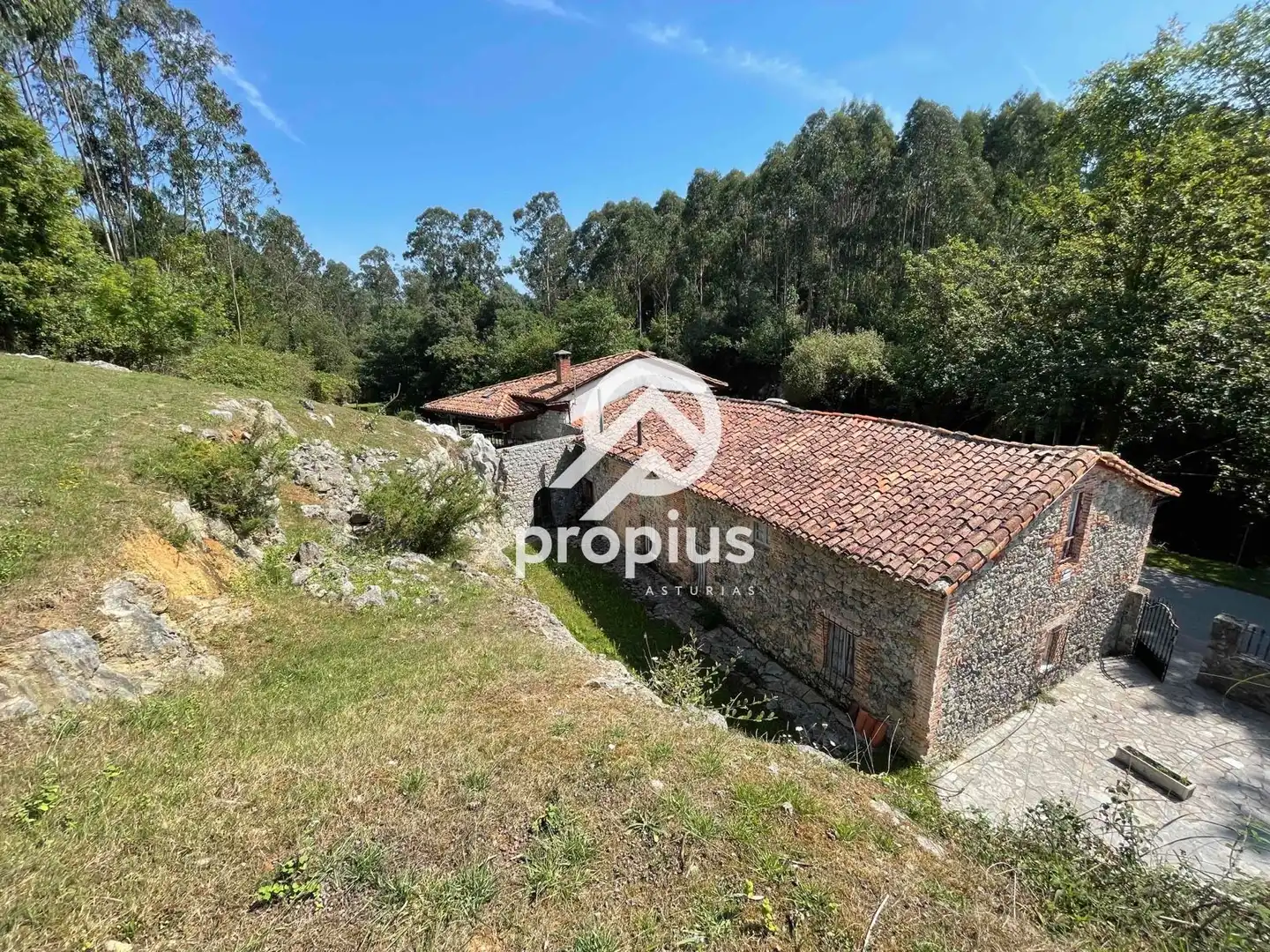 Chalet con terraza en venta en Nueva, imagen 57