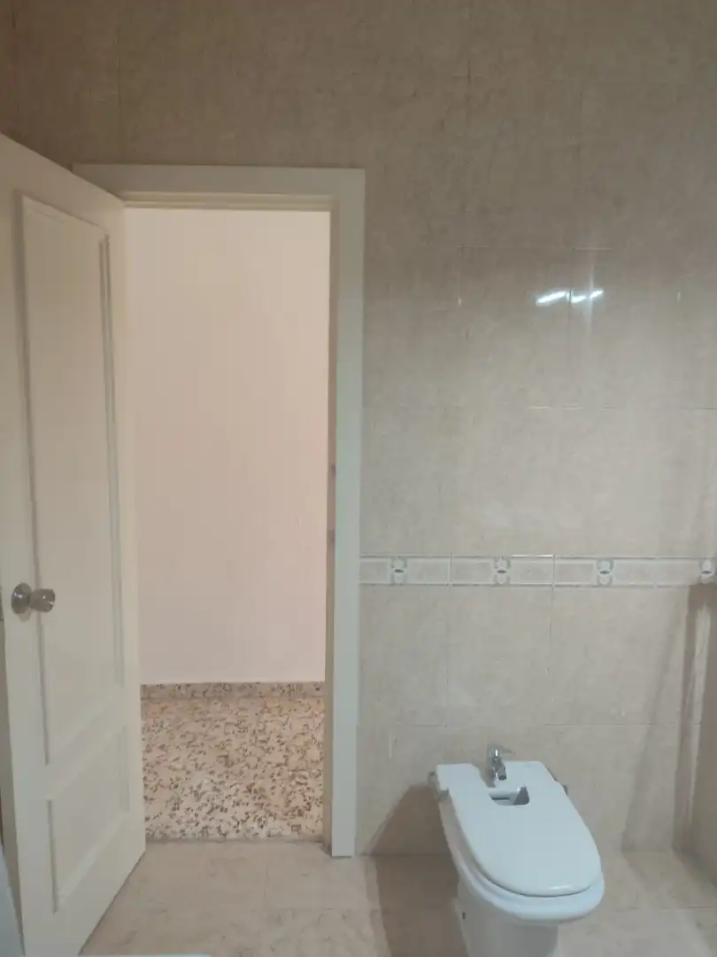 Bany de Pis de lloguer en Murcia amb Forn i Rentadora