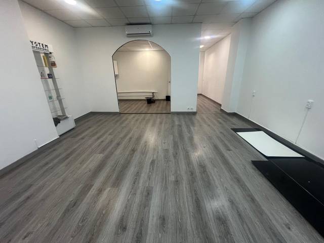 Local comercial en Venta en Gràcia