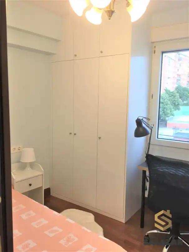 Habitación de Piso de alquiler en Bilbao  con Calefacción