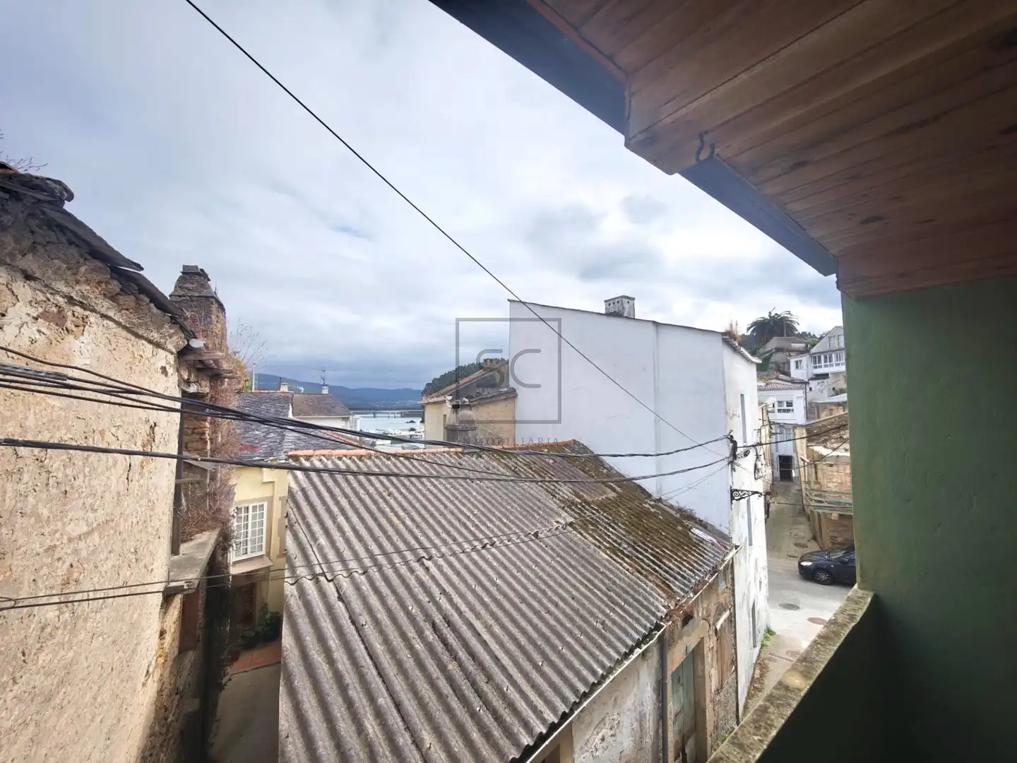 Terrassa de Casa adosada en venda en Mañón amb Moblat i Balcó