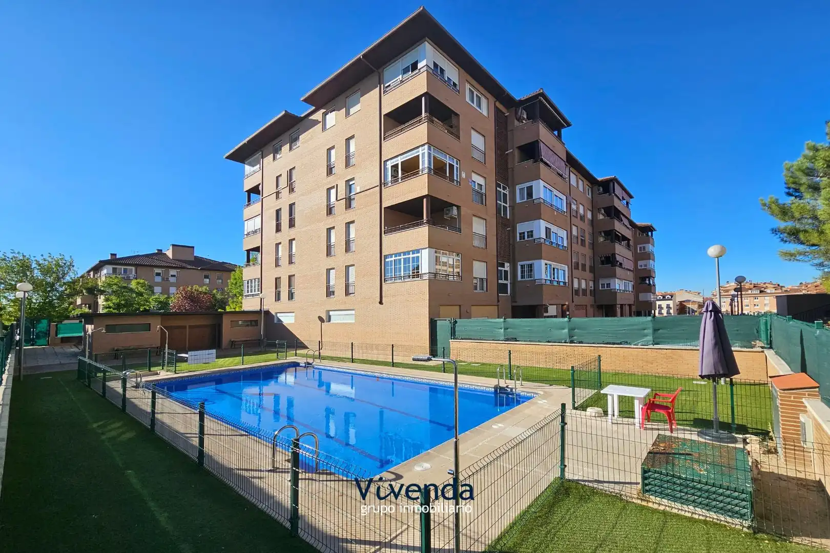 Vista exterior de Piso en venta en Humanes de Madrid con Calefacción, Jardín privado y Terraza