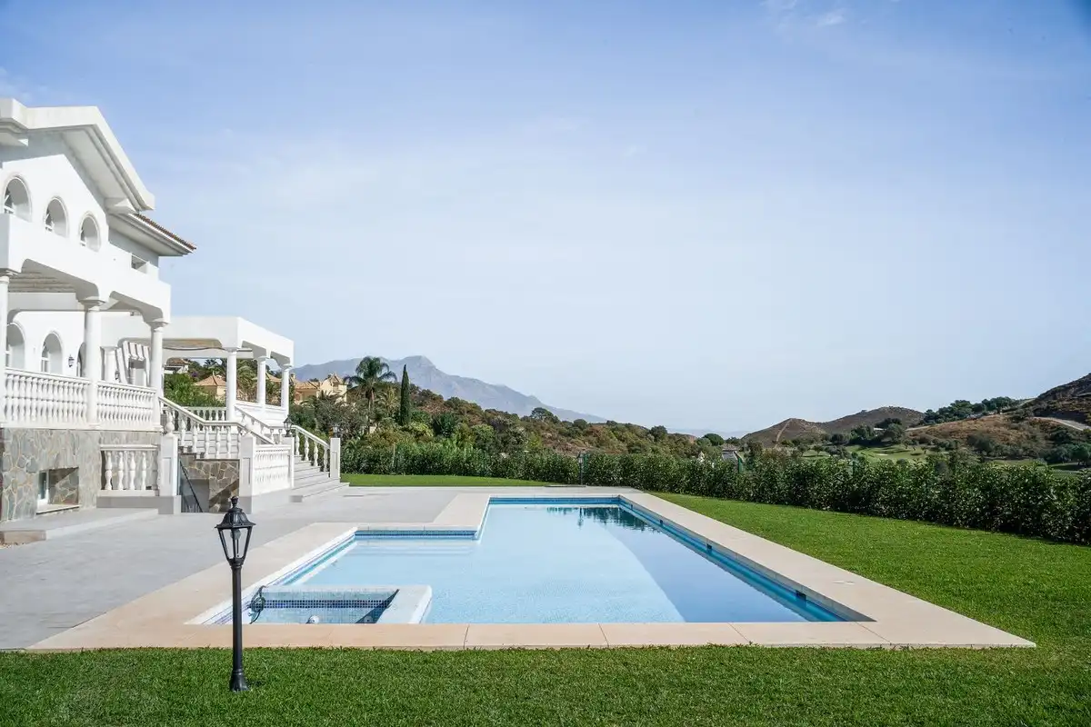 Xalet amb piscina en venda a Montemayor - Marbella Club, imagen 4