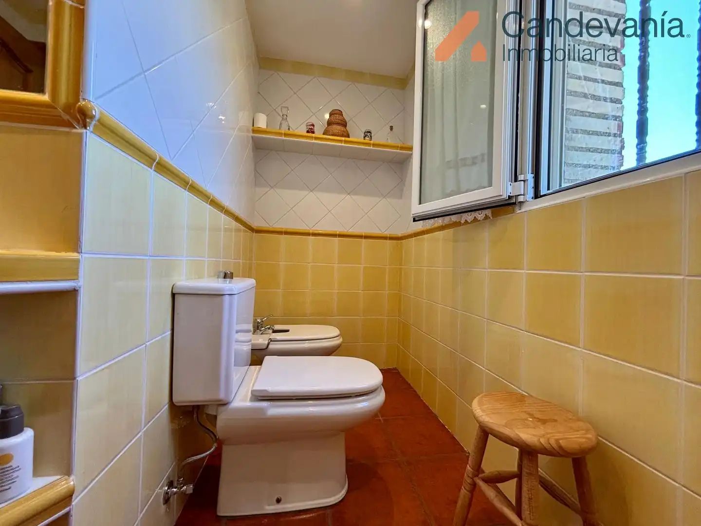 Baño de Casa o chalet en venta en San Mateo de Gállego con Aire acondicionado, Calefacción y Jardín privado