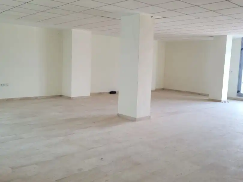 Büro zur Miete in Lepe mit Terrasse