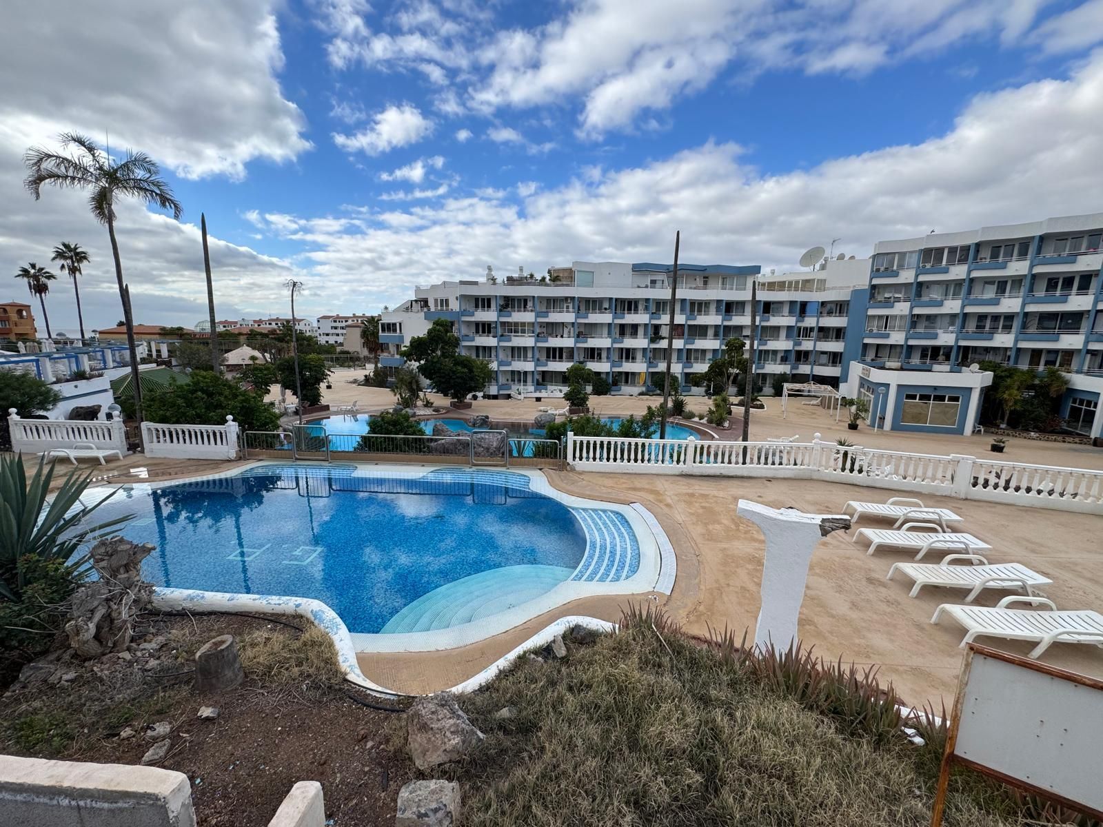 Schwimmbecken von Wohnung zum Verkauf in San Miguel de Abona mit Privatgarten, Terrasse und Möbliert