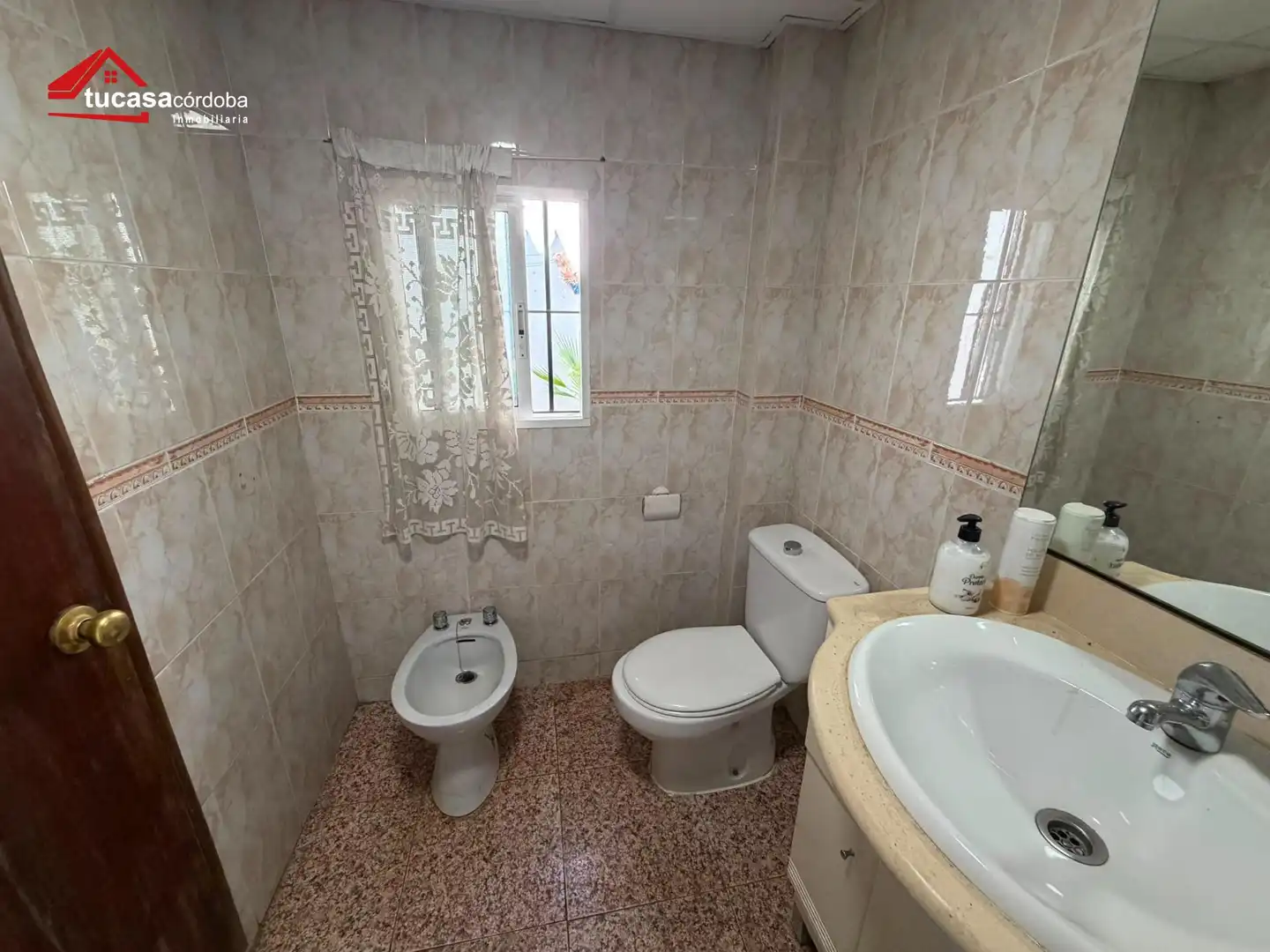 Bany de Casa o xalet en venda en Córdoba amb Aire condicionat i Traster
