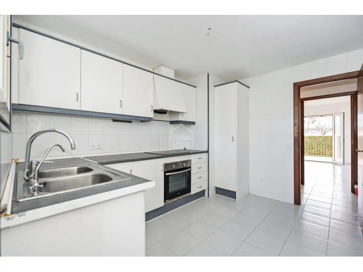 Cuina de Apartament en venda en Es Castell amb Terrassa