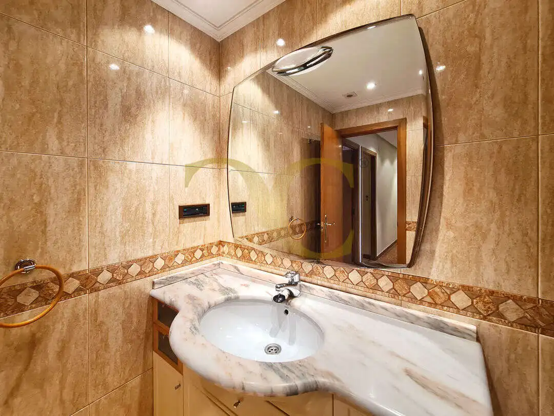 Bathroom of Flat for sale in Oviedo   with Heating