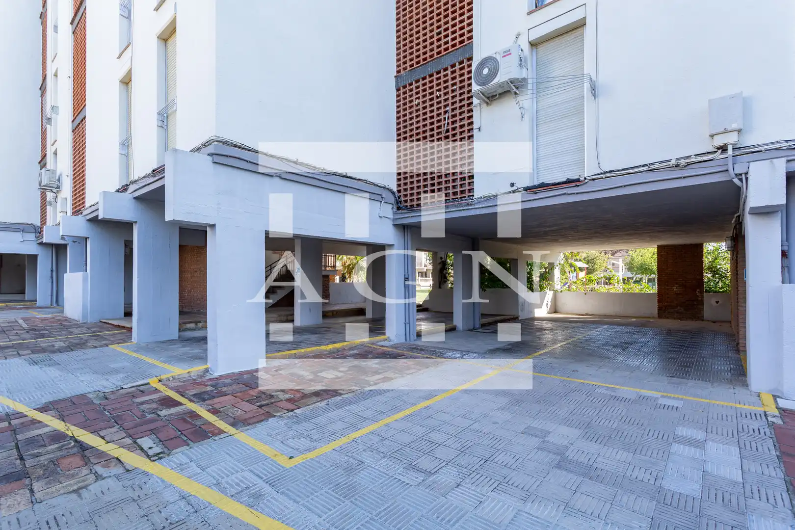 Parking de Piso en venta en Cambrils con Calefacción, Terraza y Amueblado