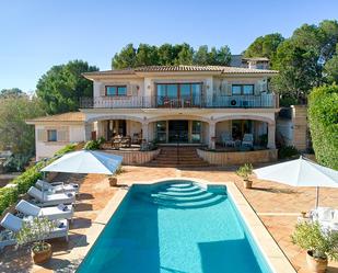 Vista exterior de Casa o xalet de lloguer en Andratx amb Aire condicionat i Piscina