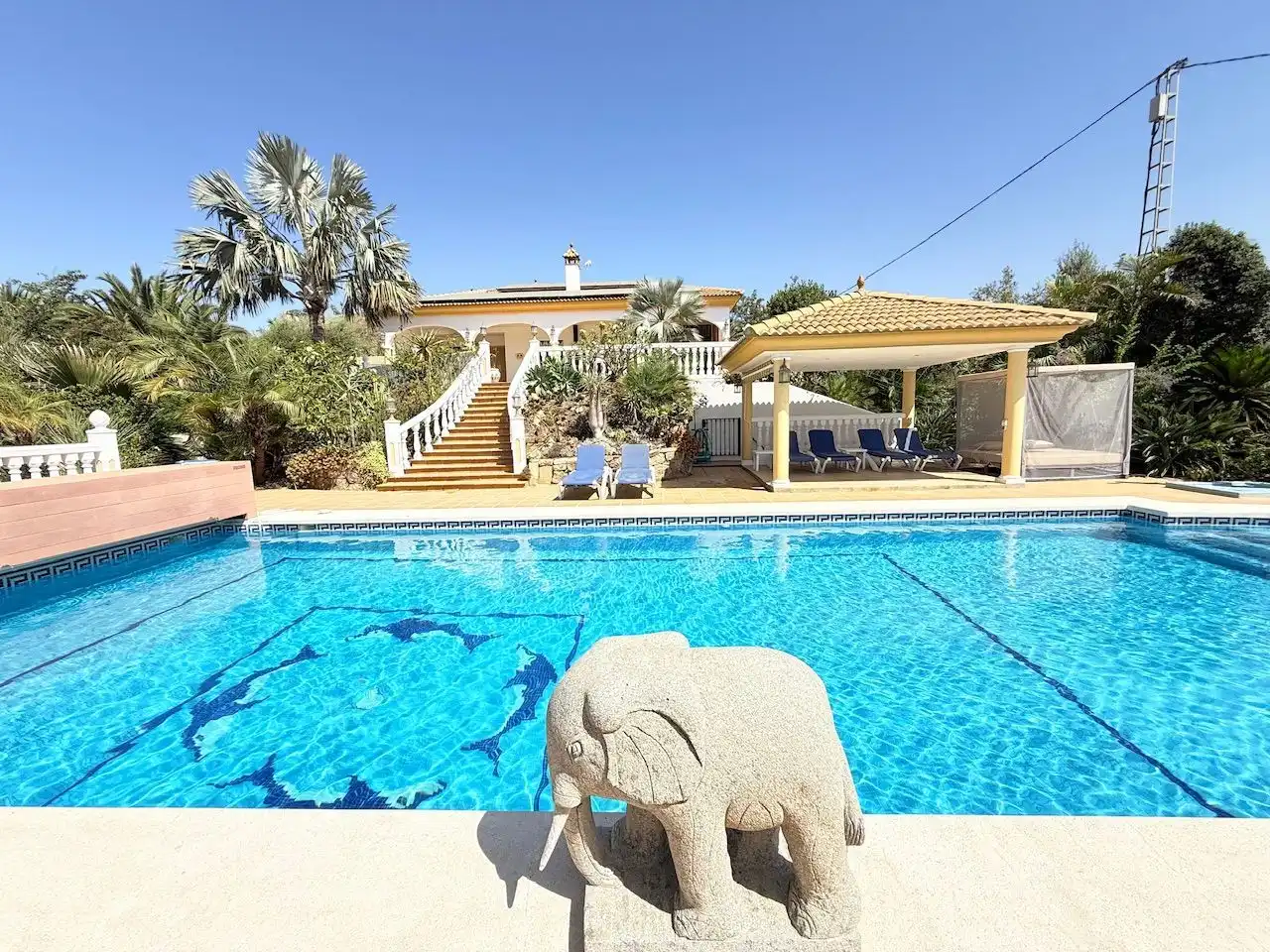 Piscina de Casa o chalet en venta en Vélez-Málaga con Aire acondicionado, Calefacción y Jardín privado