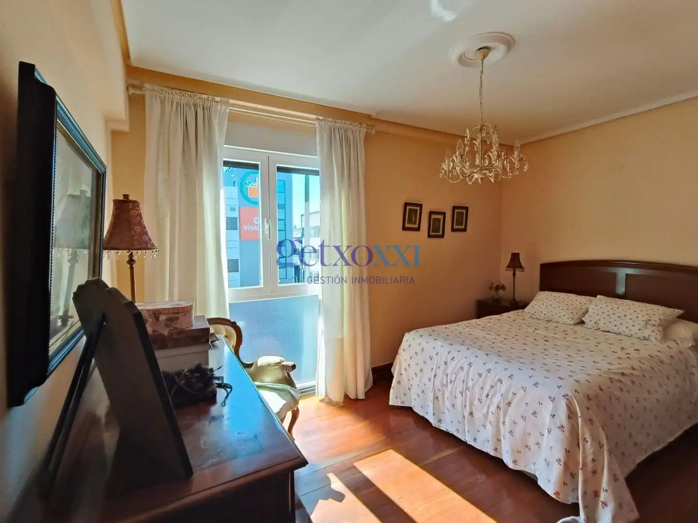Habitación de Piso en venta en Getxo  con Calefacción y Trastero