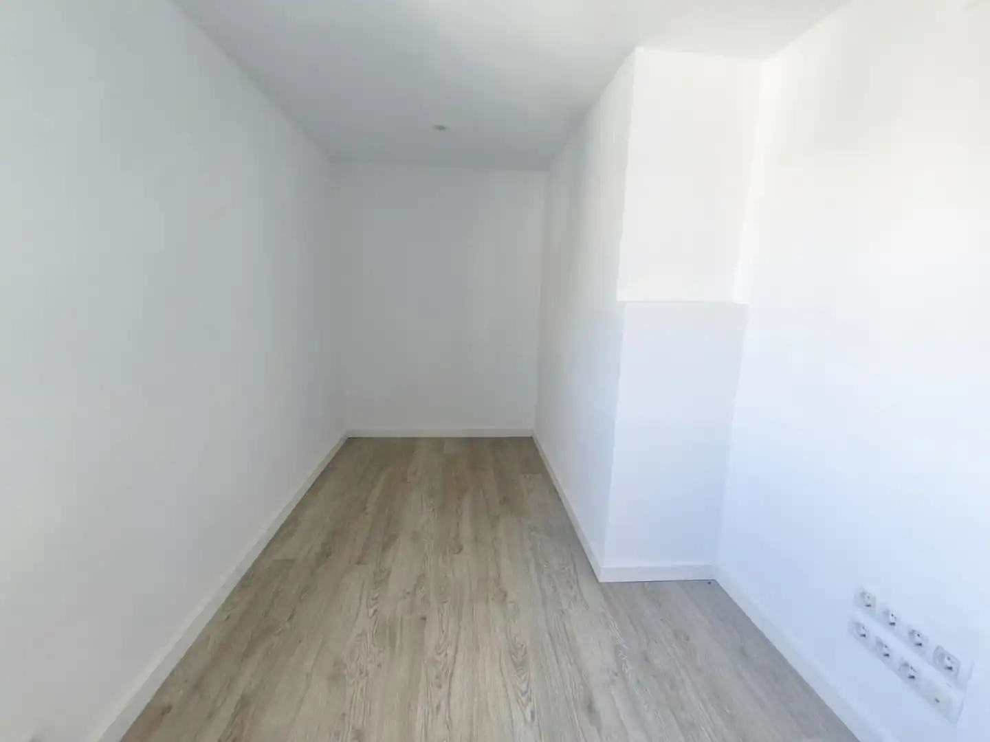 Mini appartamento con terrazza in vendita a Pau Casals, imagen 10