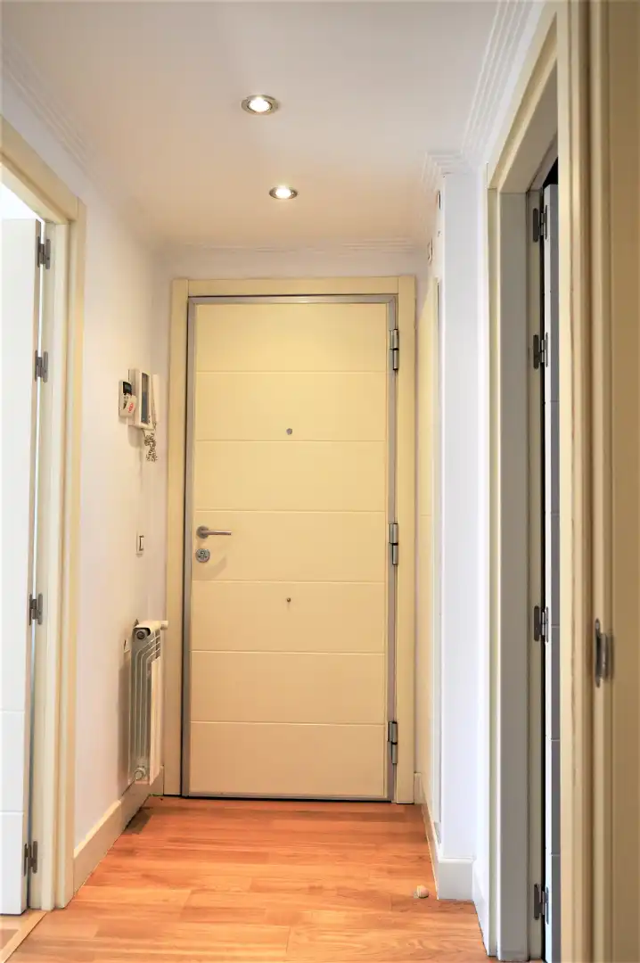 Wohnung zur Miete in Madrid mit Klimaanlage, Heizung und Parkett