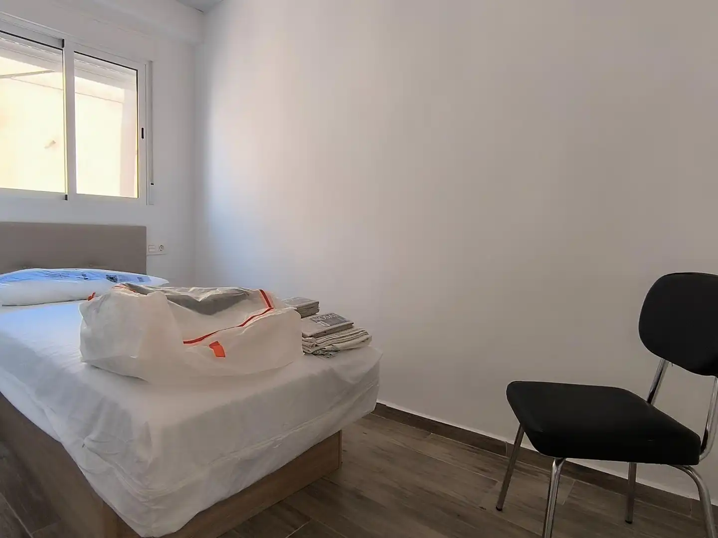 Dormitori de Estudi de lloguer en Murcia amb Aire condicionat i Terrassa