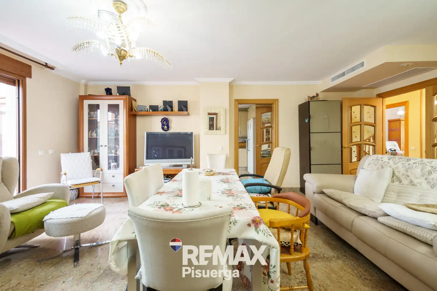 Sala de estar de Casa o chalet en venta en Laguna de Duero con Aire acondicionado, Calefacción y Jardín privado