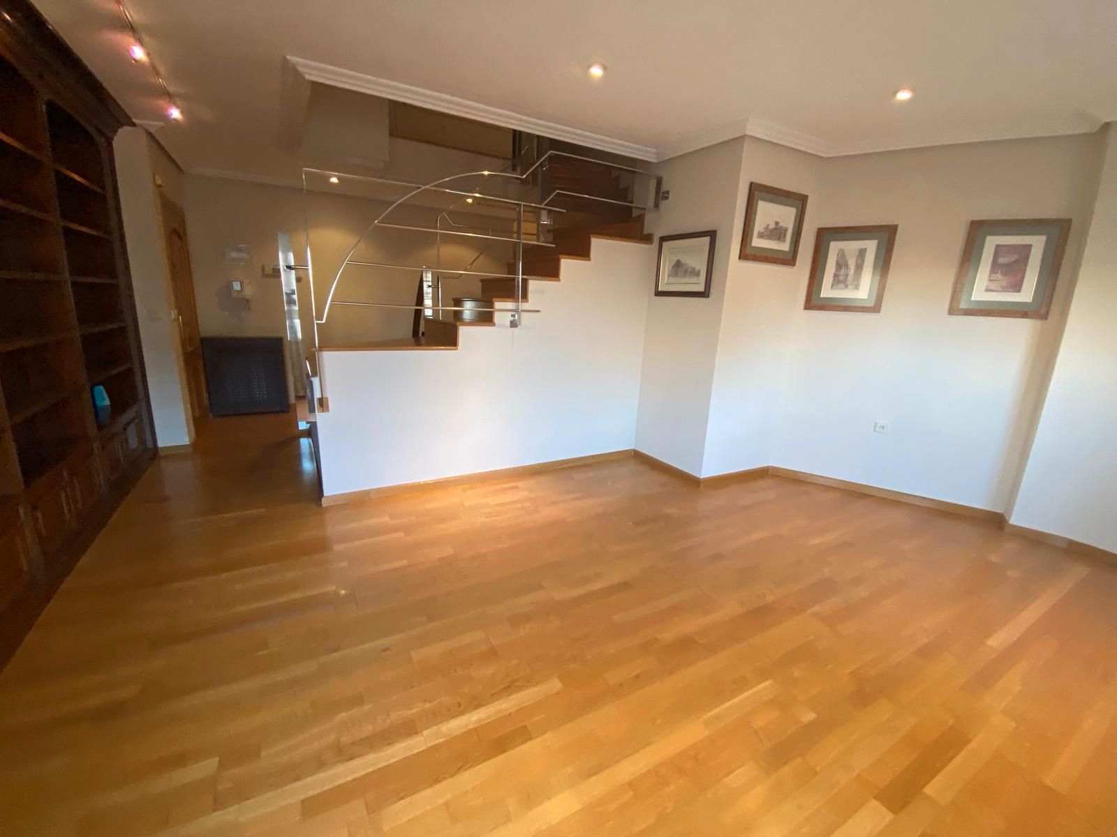 Flat for sale in  Albacete Capital  with Air Conditioner, Heating and Parquet flooring