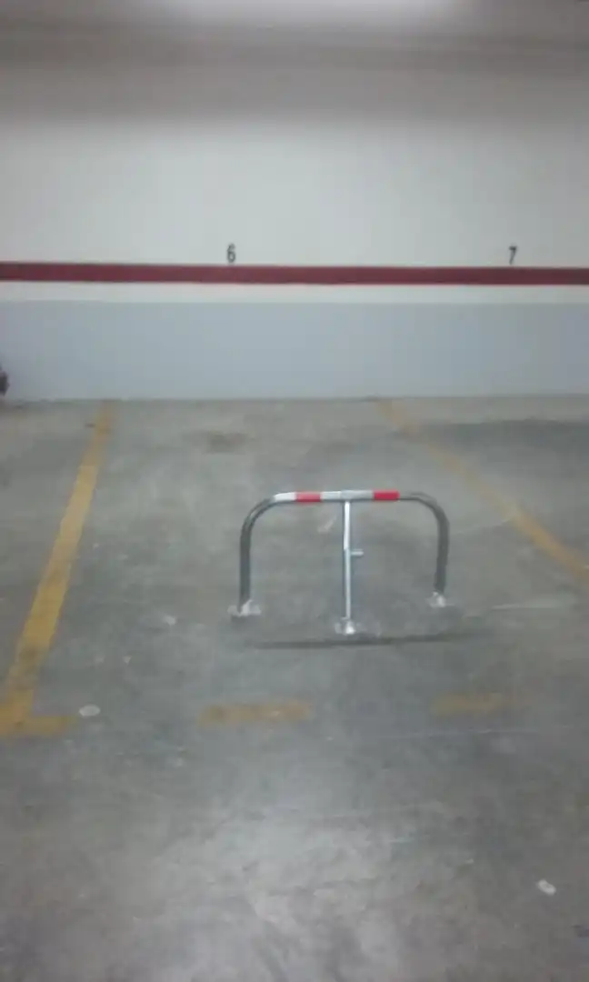 Parkplatz von Garage zum Verkauf in Museros