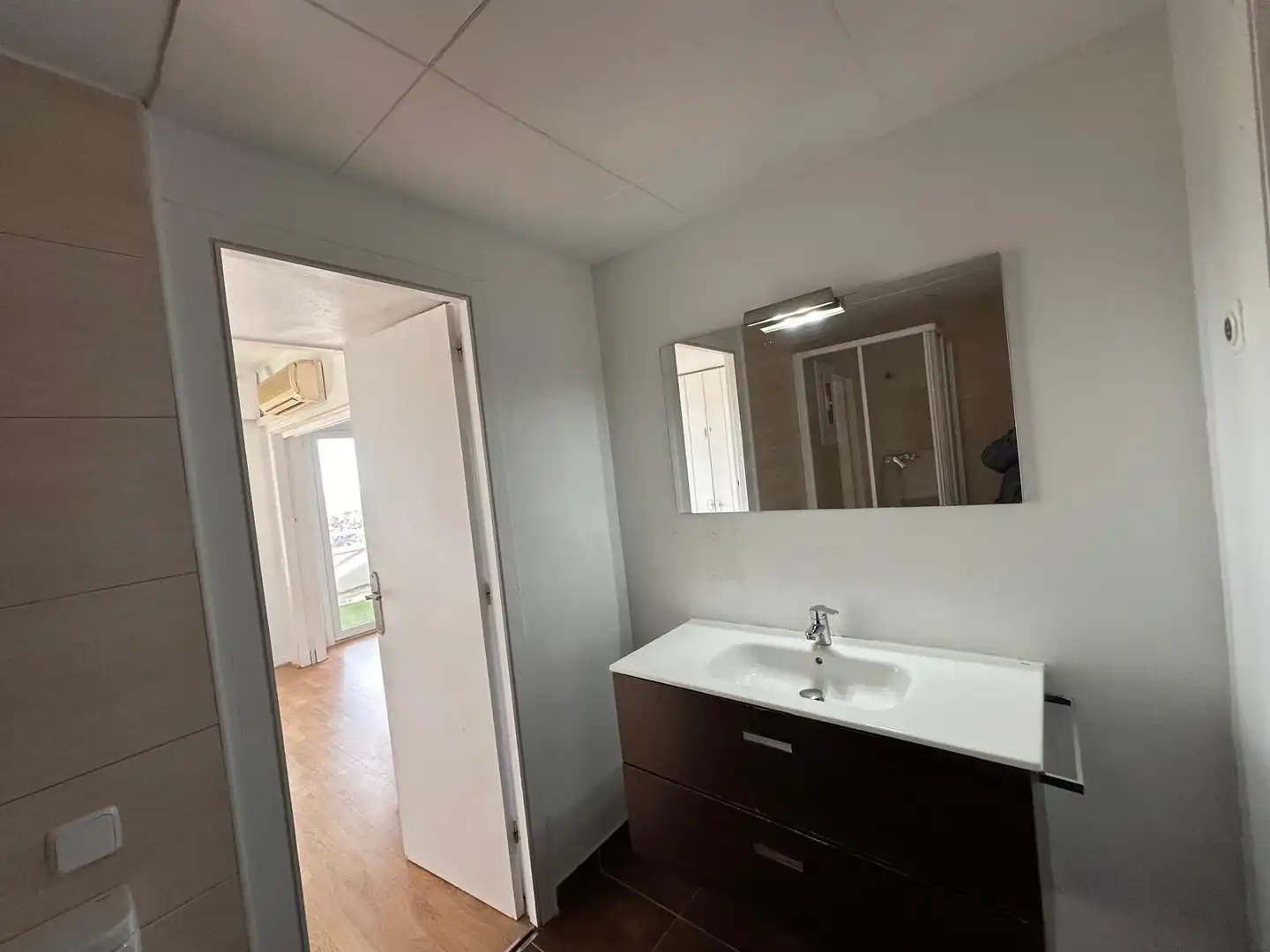 Bany de Apartament en venda en Sitges amb Parquet, Terrassa i Balcó