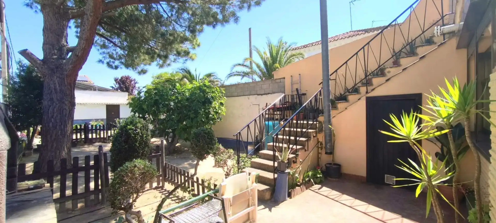 Vista exterior de Casa o xalet en venda en Utebo amb Calefacció, Terrassa i Traster