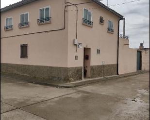 Vista exterior de Casa o xalet en venda en Biota amb Terrassa