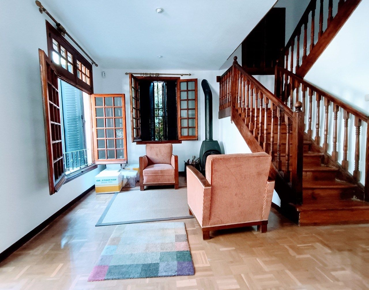 Sala de estar de Casa o chalet de alquiler en  Madrid Capital con Parquet, Terraza y Amueblado
