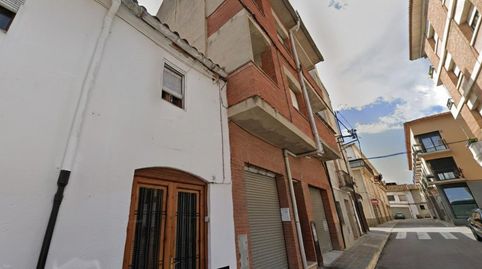 Edifici residencial en venda amb 4 habitatges per restaurar i rendibilitat immediata