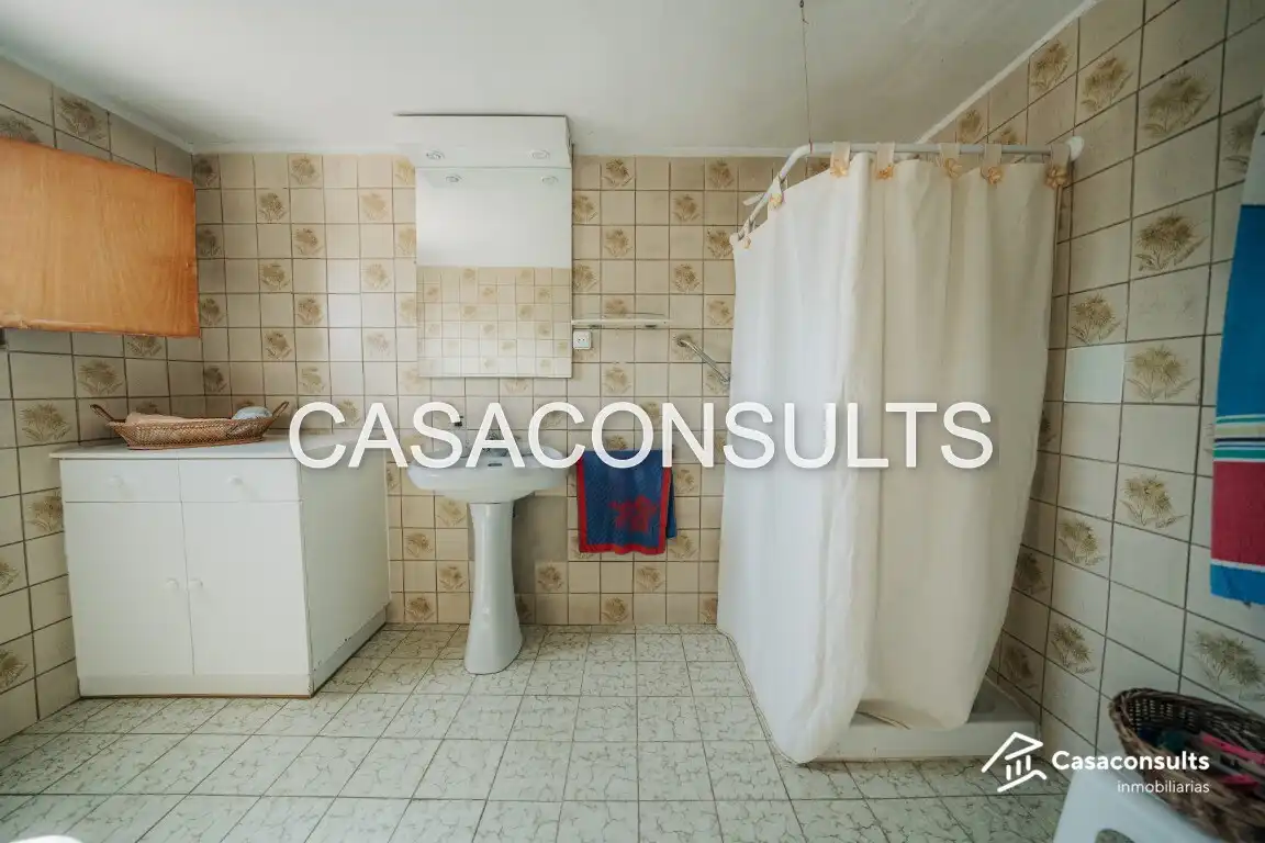 Baño de Planta baja en venta en Cabanes con Terraza y Amueblado