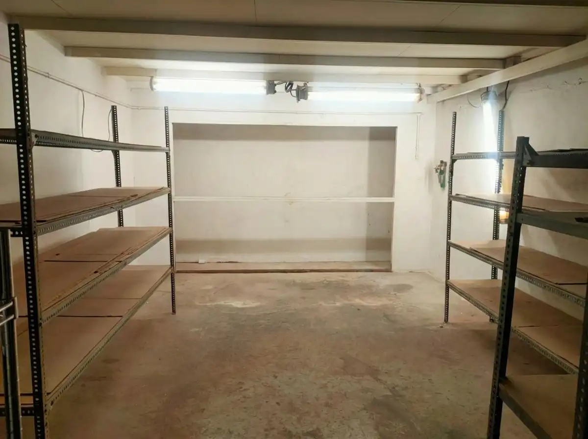 Nave industrial en venta en Valencia