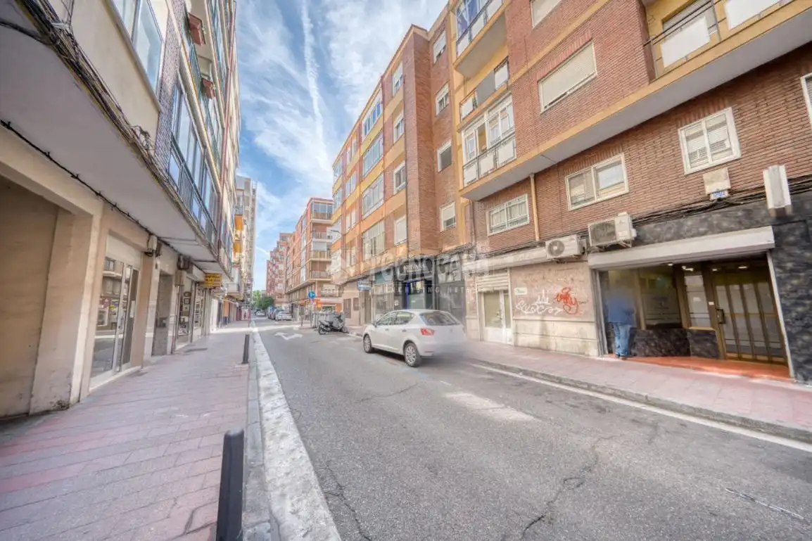 Flat for sale in Circular