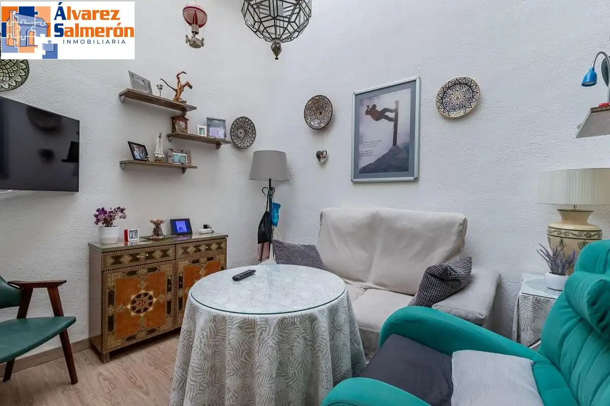 Living room of Houses for sale in Granada  with Air Conditioner, Heating and Terrace