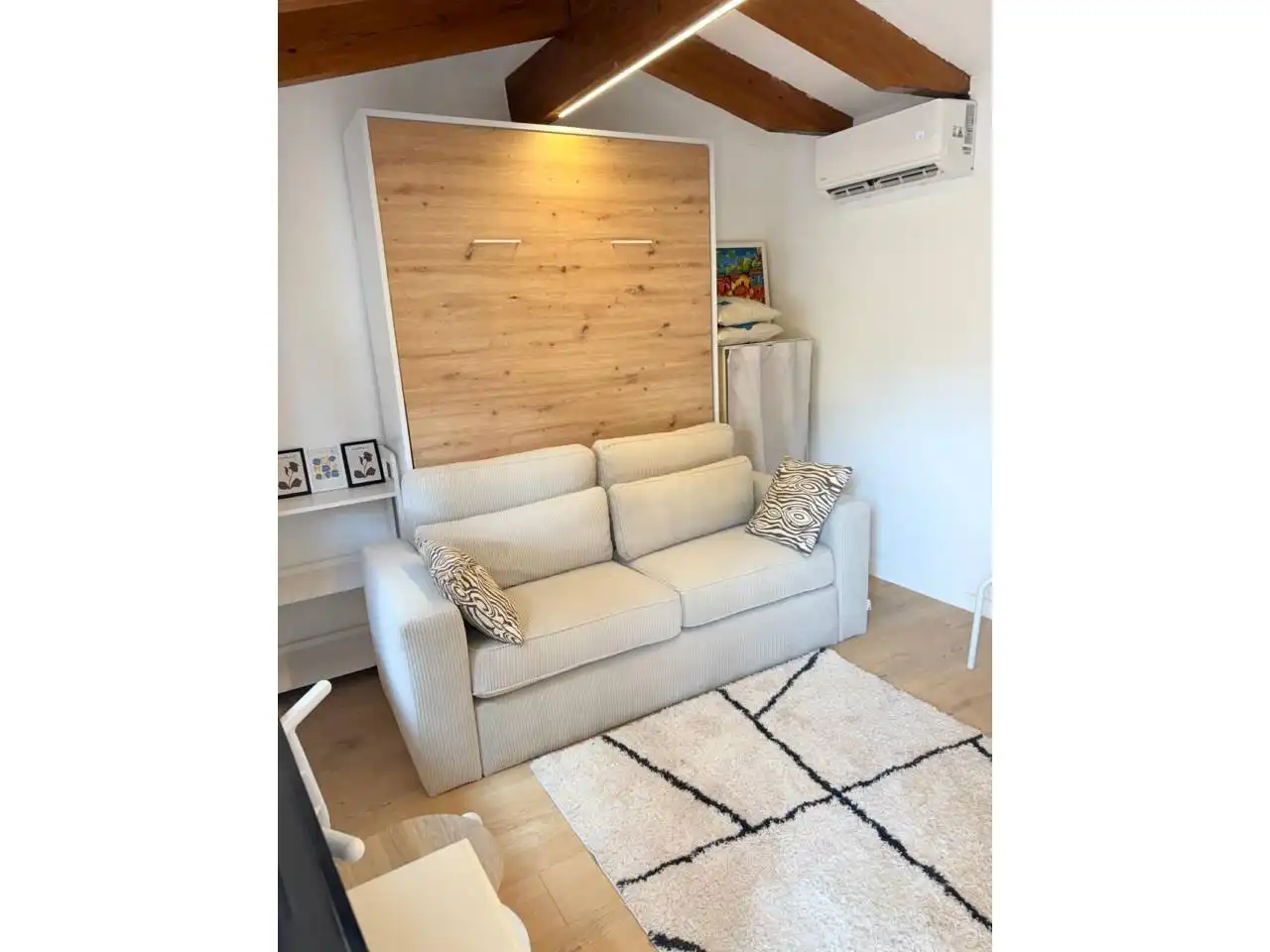 Sala de estar de Casa adosada en venta en Sant Llorenç des Cardassar con Aire acondicionado, Calefacción y Jardín privado