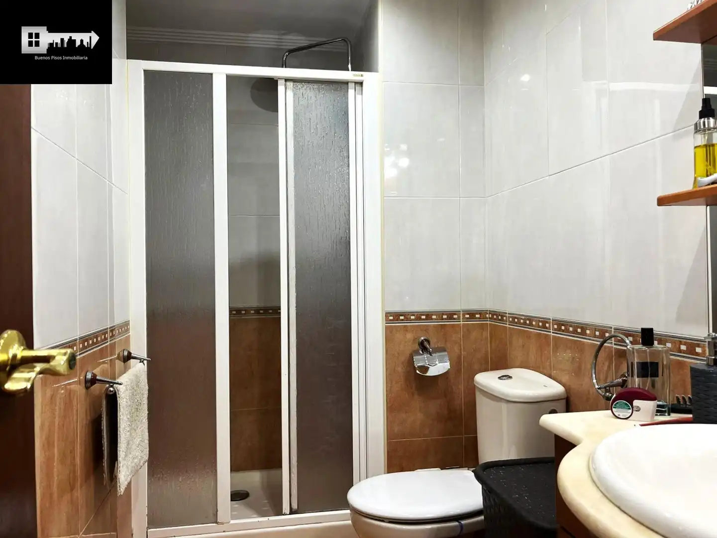 Baño de Piso en venta en Alicante / Alacant con Aire acondicionado, Jardín privado y Parquet