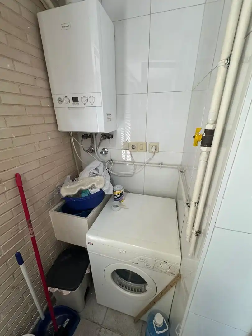 Bathroom of Apartments for rent in Torrent  with Storage room, Swimming Pool and Furnished