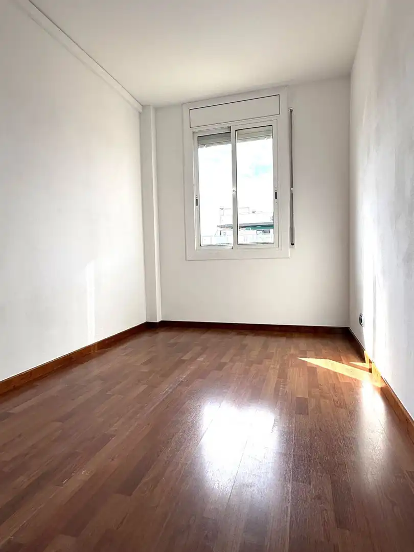 Habitación de Piso en venta en Sant Boi de Llobregat con Aire acondicionado, Calefacción y Parquet