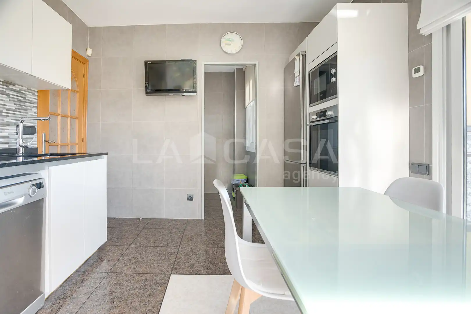 Maison avec terrasse à vendre à Corbera de Llobregat, imagen 27