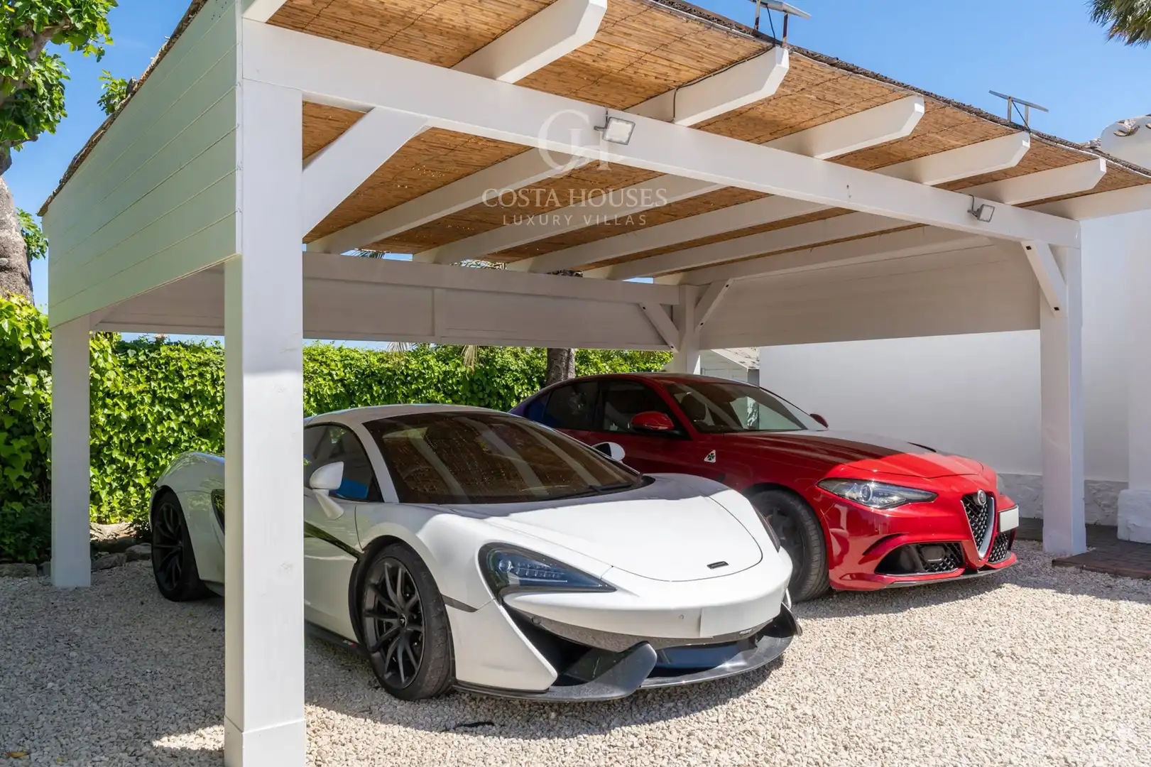 Parking of Houses for sale in Jávea / Xàbia  with Air Conditioner, Heating and Private garden