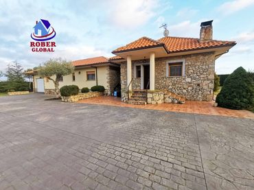 Haus mit Garten zum Verkauf in Calvarrasa de Arriba