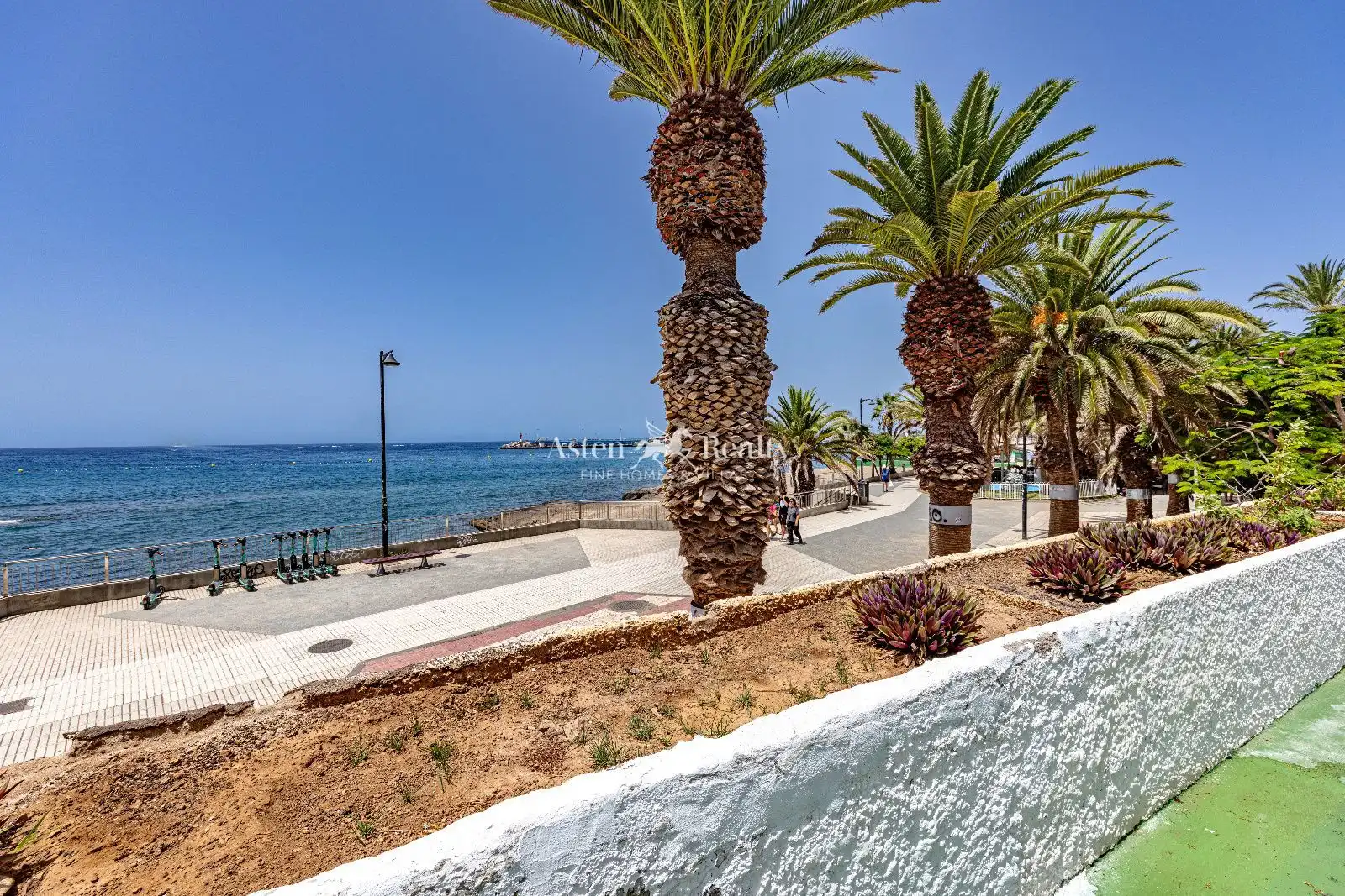 Exterior view of Apartments for sale in Arona  with Air Conditioner, Heating and Terrace
